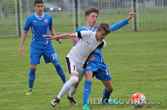 Pioniri Dinama slavili protiv Marsonije u polufinalu kupa