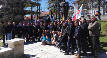 Okupljanje tenkista u Tomislavgradu – upaljene svijeće i položeni vijenci u spomen na prijatelje