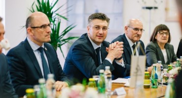 Andrej Plenković, Aluminij Mostar