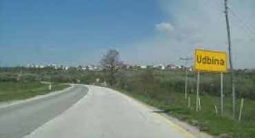 Dario Kordić i Marko Perković Thompson na javnoj tribini u Udbini