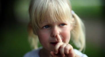 Znanstvenici tvrde kako trebate poticati klince da jedu ono što iskopaju iz nosa