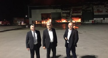 Gradonačelnik Bešlić večeras obišao požarište Binga.