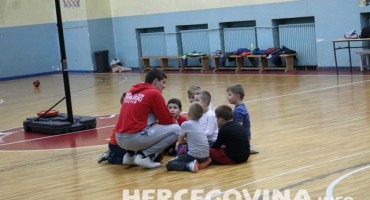 HKK Zrinjski: Započela Mini basket škola košarke