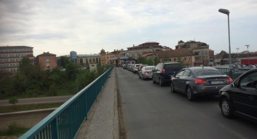 Kilometarske kolone na granici Hrvatske i BiH