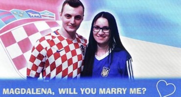 Pročitajte tko su Hrvat i Ukrajinka koji su se zaručili na maksimirskom stadionu