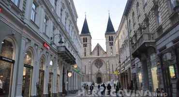 Kako je i zašto Bakir Izetbegović u 'Nedjeljom u 2' uvećao broj Hrvata u Sarajevu?