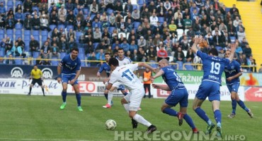 Bez golova u derbiju kola: Željezničar i Široki podijelili bodove