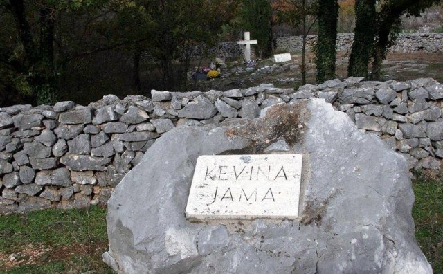 Misa za Branitelje i žrtve Kevine jame u mjestu Radošić