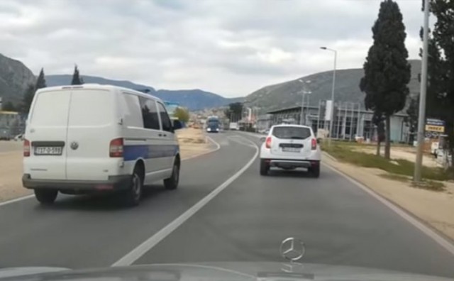 sudska policija, vožnja, bahatost