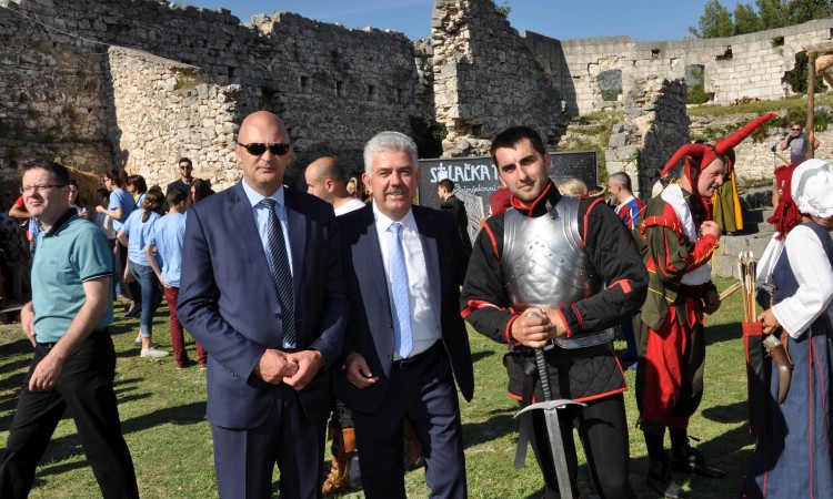 Premijer HNŽ-a otvorio srednjovjekovni sajam 'Stolačka tarča'