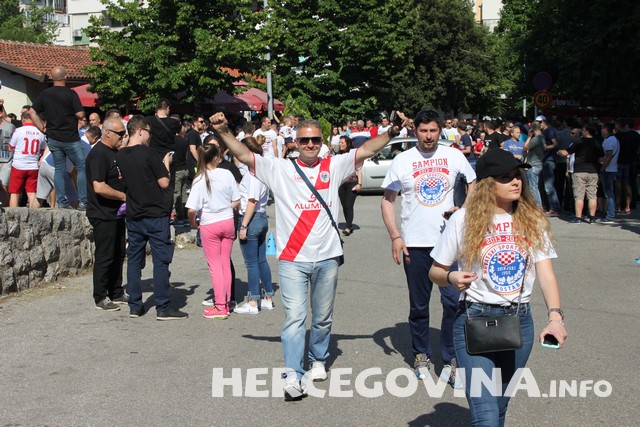 HŠK Zrinjski: Pogledajte kako je bilo oko stadiona prije utakmice protiv Slobode