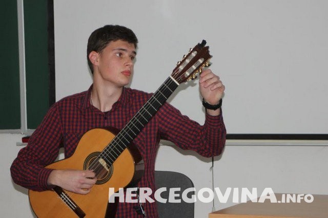 FPMOZ: Predstavljan studentski časopis Eureka