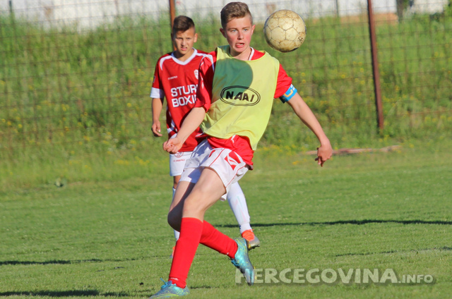 Pioniri Veleža ponovo uvjerljivi, predpioniri Blagaja preokretom do pobjede nad Veležom