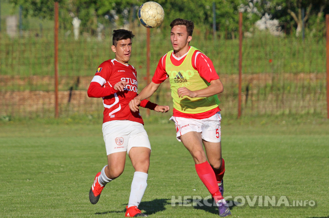 Pioniri Veleža ponovo uvjerljivi, predpioniri Blagaja preokretom do pobjede nad Veležom
