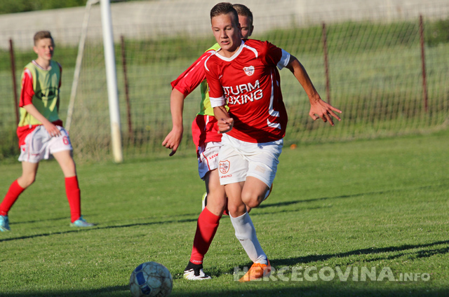 Pioniri Veleža ponovo uvjerljivi, predpioniri Blagaja preokretom do pobjede nad Veležom