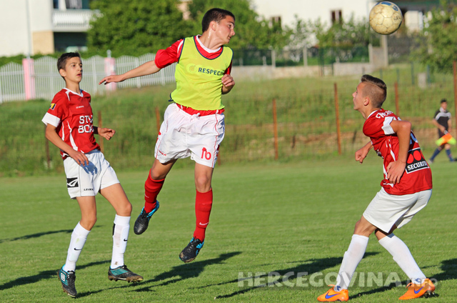 Pioniri Veleža ponovo uvjerljivi, predpioniri Blagaja preokretom do pobjede nad Veležom