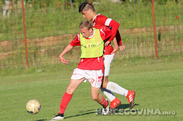 Pioniri Veleža ponovo uvjerljivi, predpioniri Blagaja preokretom do pobjede nad Veležom