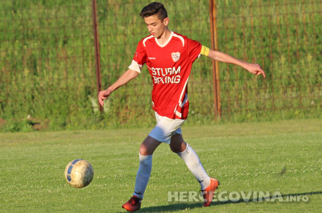 Pioniri Veleža ponovo uvjerljivi, predpioniri Blagaja preokretom do pobjede nad Veležom