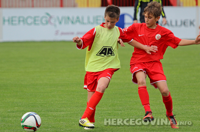 Pioniri Veleža sedmicom Brotnju nastavili borbu za prvaka, pobjeda predpionira Veleža