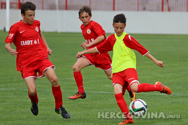 Pioniri Veleža sedmicom Brotnju nastavili borbu za prvaka, pobjeda predpionira Veleža