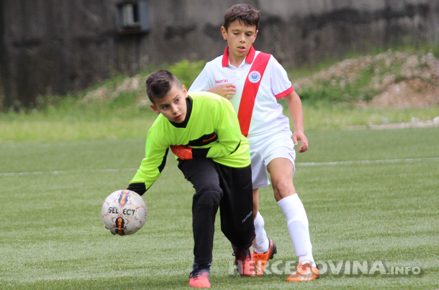 Pioniri Zrinjskog pobjedom nad Igmanom vratili se na vrh tablice, predpioniri uvjerljivi