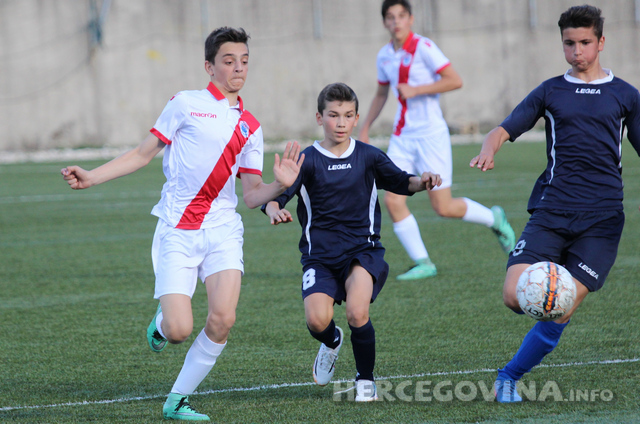 Pioniri Zrinjskog pobjedom nad Igmanom vratili se na vrh tablice, predpioniri uvjerljivi