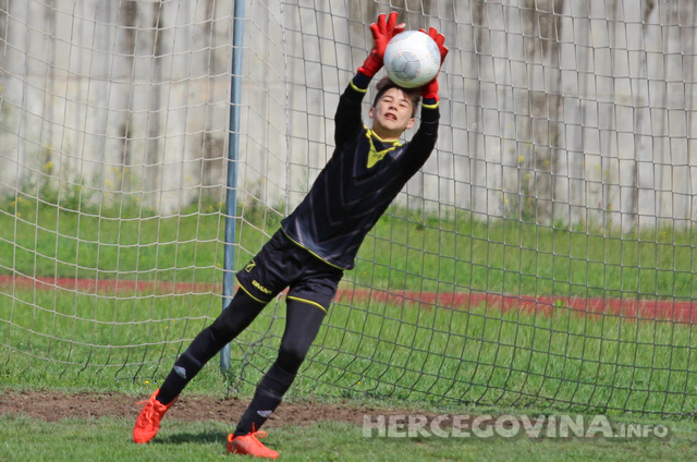 Pioniri i početnici Tomislava pobjedama u Ljubuškom nastavljaju utrku za doigravanje