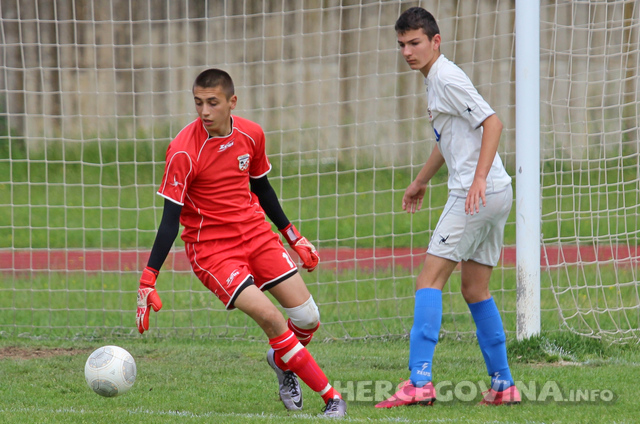 Pioniri i početnici Tomislava pobjedama u Ljubuškom nastavljaju utrku za doigravanje
