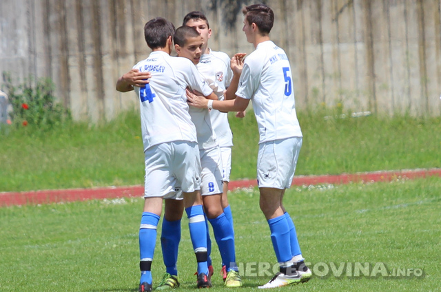 Pioniri i početnici Tomislava pobjedama u Ljubuškom nastavljaju utrku za doigravanje