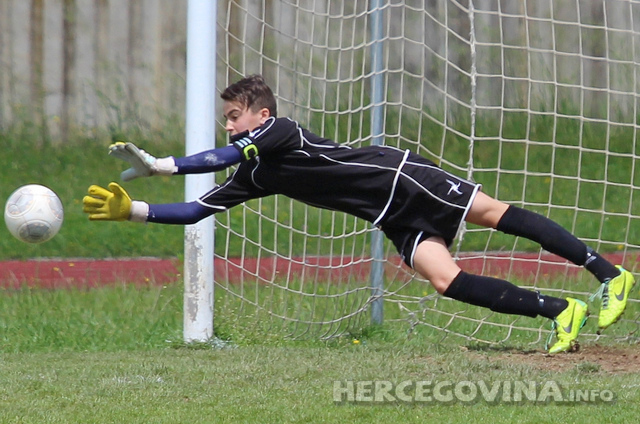Pioniri i početnici Tomislava pobjedama u Ljubuškom nastavljaju utrku za doigravanje