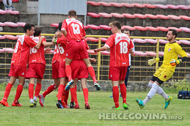 Sjajni nogometaši Branitelja deklasirali Klis za devetu pobjedu u nizu