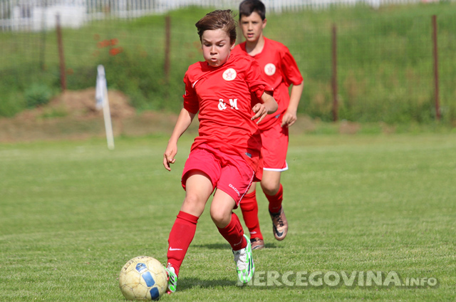 Pioniri Veleža ponovo uvjerljivi, predpioniri Blagaja preokretom do pobjede nad Veležom