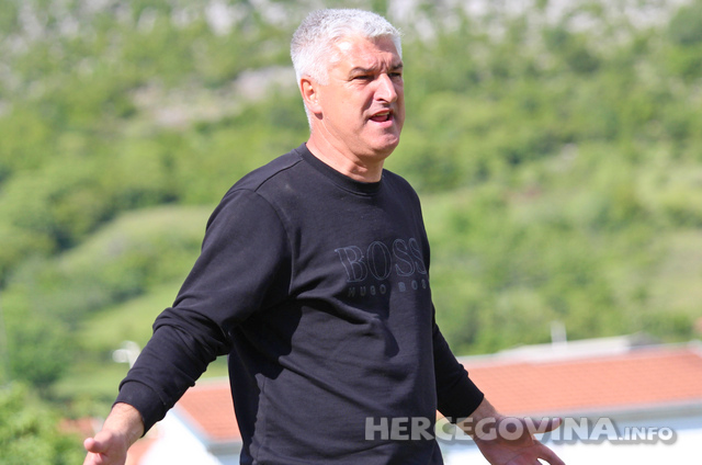 Pioniri Veleža ponovo uvjerljivi, predpioniri Blagaja preokretom do pobjede nad Veležom