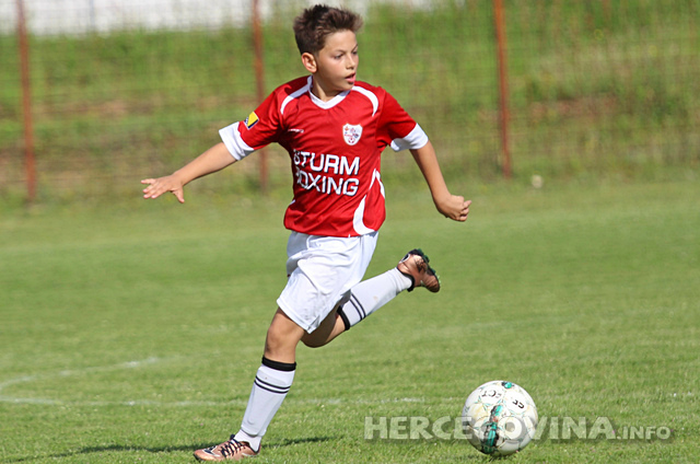 Pioniri Veleža ponovo uvjerljivi, predpioniri Blagaja preokretom do pobjede nad Veležom