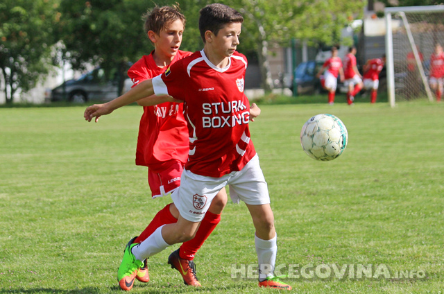 Pioniri Veleža ponovo uvjerljivi, predpioniri Blagaja preokretom do pobjede nad Veležom