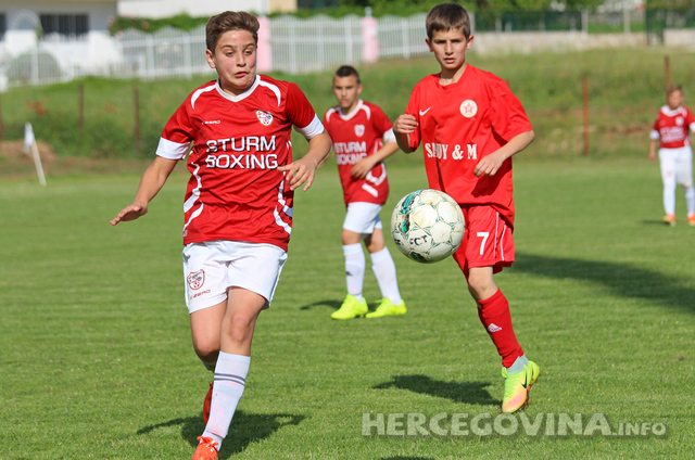 Pioniri Veleža ponovo uvjerljivi, predpioniri Blagaja preokretom do pobjede nad Veležom