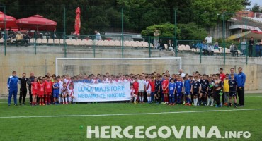 HŠK Zrinjski: Sudionici !hej lige oprostili se od malog anđela Luke 