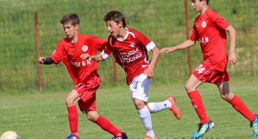 Pioniri Veleža ponovo uvjerljivi, predpioniri Blagaja preokretom do pobjede nad Veležom