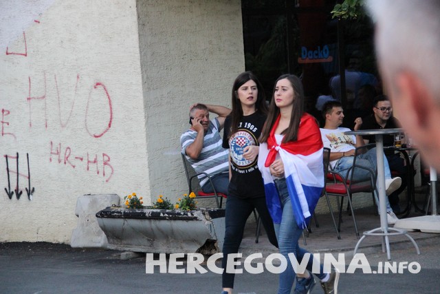 Mostar: Pogledajte kako je bilo oko stadiona uoči skupa potpore hrvatskim uznicima
