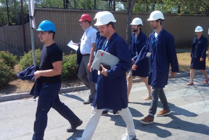 Nizozemski industrijski dizajneri u obilasku Aluminijevih proizvodnih pogona