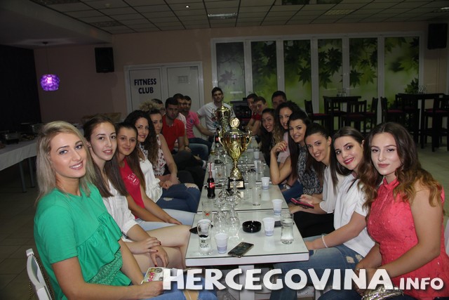 Mostar: Studentice i studenti proslavili naslove prvaka