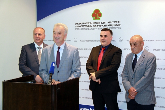 Ministri Bevanda i Šarović stali iza inicijative za ukidanjem carine na nelegirani aluminij