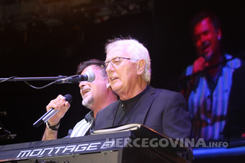 Veličanstvenim koncertom Oliver i Gibonni oduševili Mostar