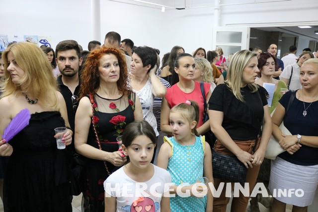 Mostar: Otvorena  izložba radova nastalih u KreArt radionicama