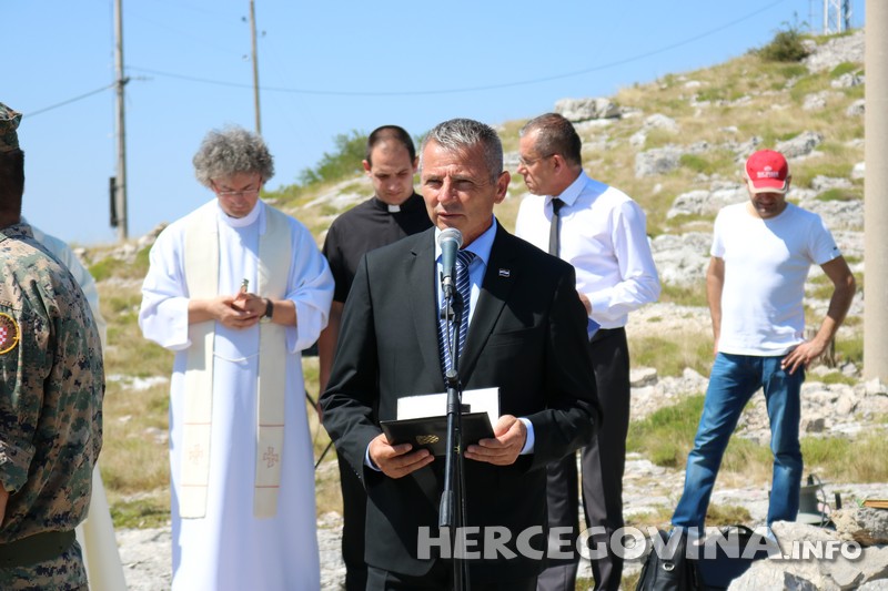 Mostar: Blagosovom spomenika braniteljima na Merdžan glavi zavšene Lipanjske zore