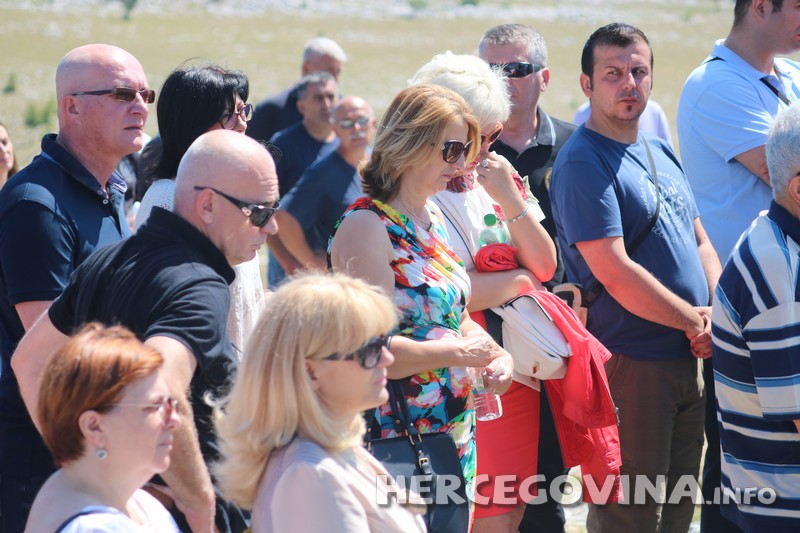 Mostar: Blagosovom spomenika braniteljima na Merdžan glavi zavšene Lipanjske zore