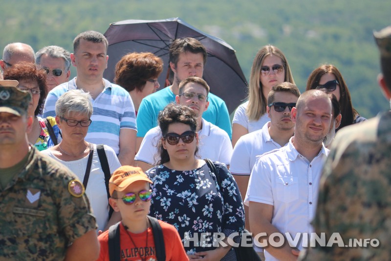 Mostar: Blagosovom spomenika braniteljima na Merdžan glavi zavšene Lipanjske zore