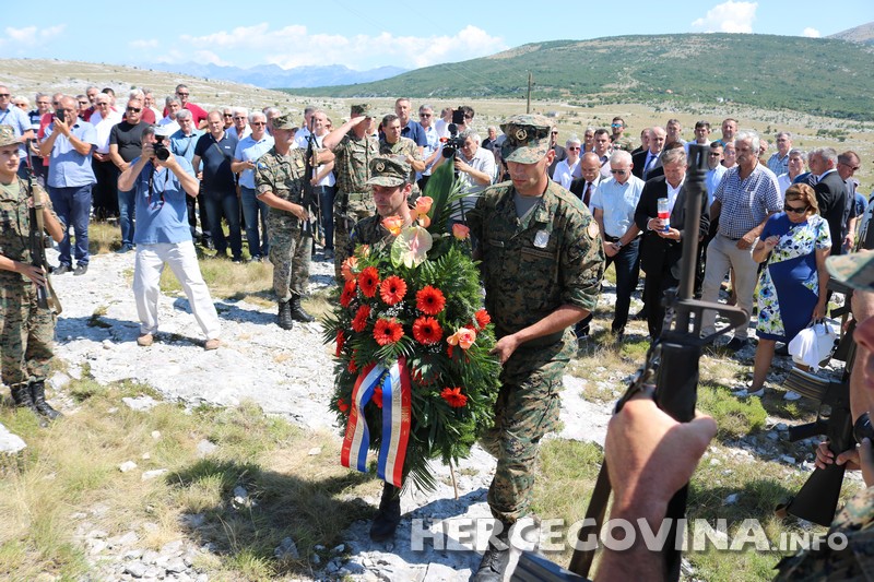 Mostar: Blagosovom spomenika braniteljima na Merdžan glavi zavšene Lipanjske zore