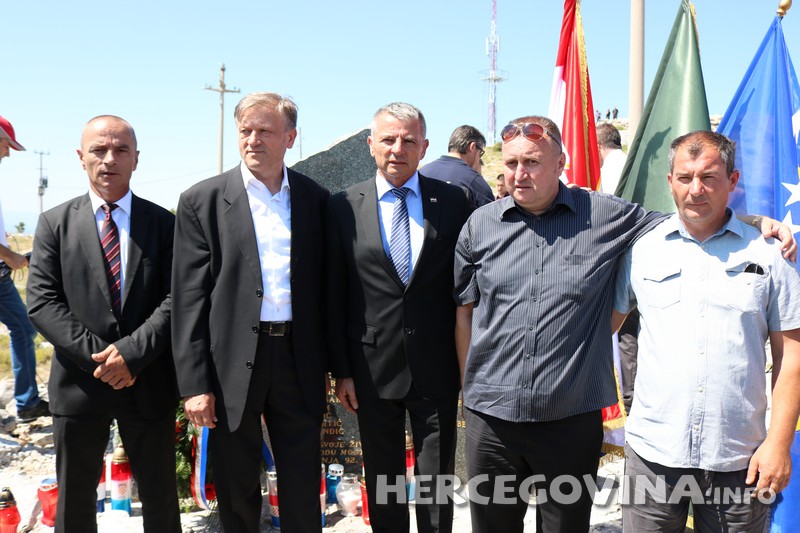 Mostar: Blagosovom spomenika braniteljima na Merdžan glavi zavšene Lipanjske zore