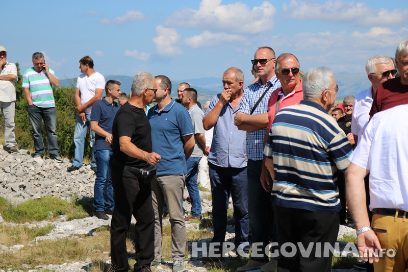 Mostar: Blagosovom spomenika braniteljima na Merdžan glavi zavšene Lipanjske zore